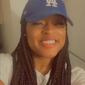 Meet your Posher, Kobi